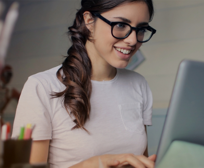 bulletin de salaire, Synonymes en anglais: pay slip